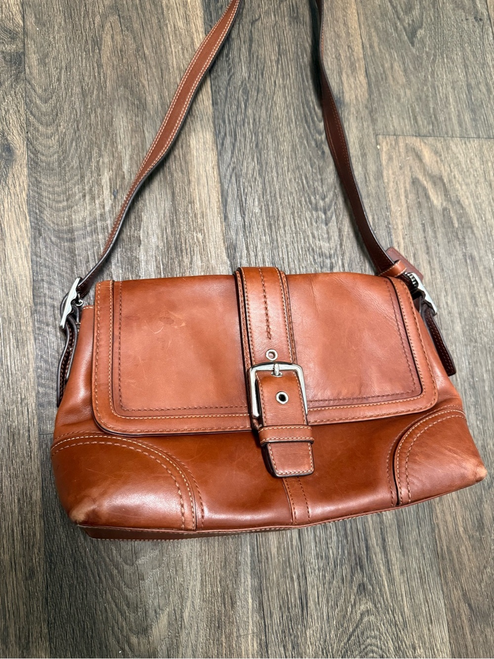 Vintage Y2K Coach Hampton F12606 Soft Leather Medium Brown Crossbody